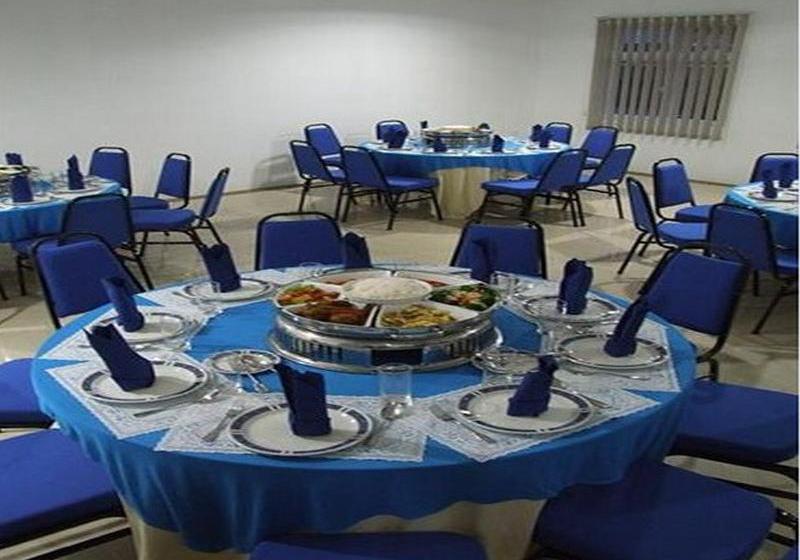 Alora Hotel