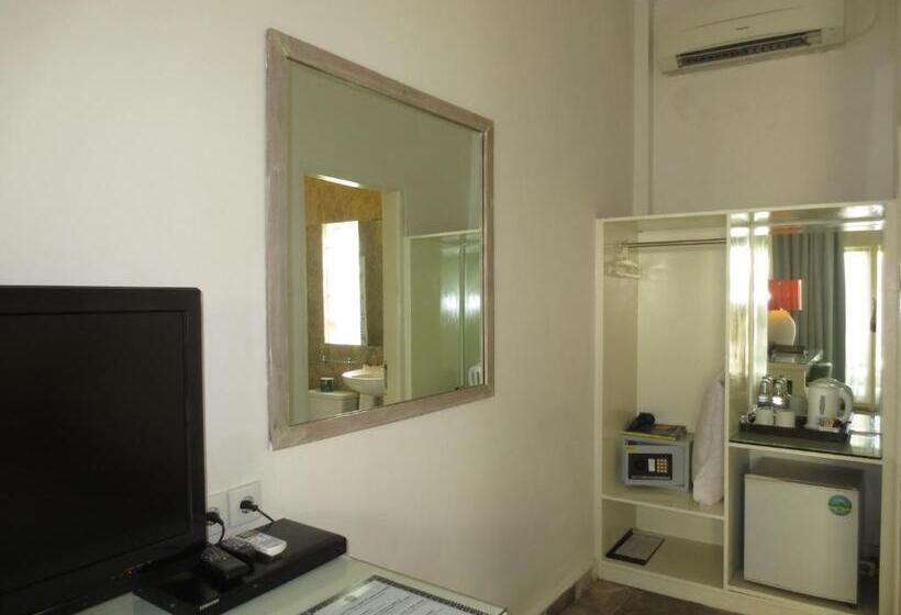 Bali Court Hotel & Apartment