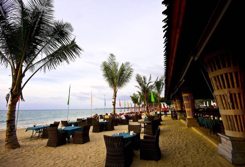 ホテル Beyond Khaolak