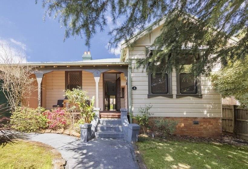 هتل Blue & Cottages Katoomba