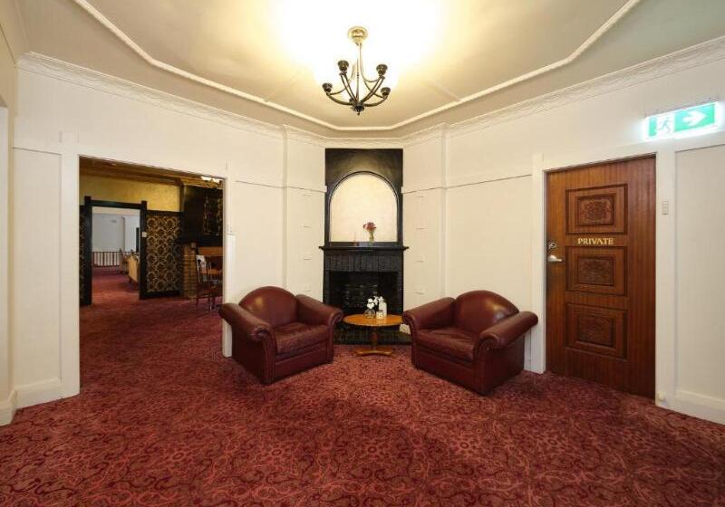 هتل Blue & Cottages Katoomba