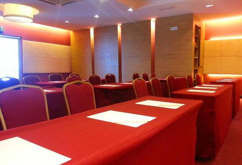 Celyn Hotel City Mall