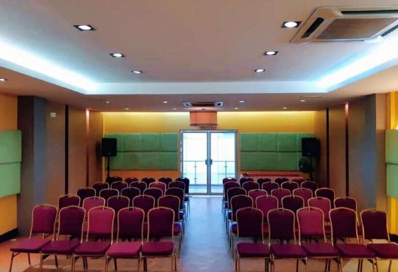 Celyn Hotel City Mall