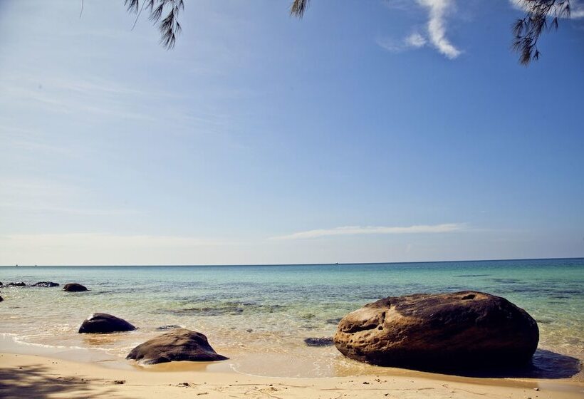 בית מלון כפרי Ajinta Resort