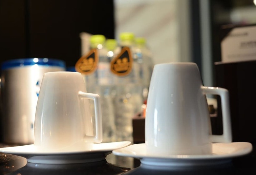 호텔 China National Convention Center