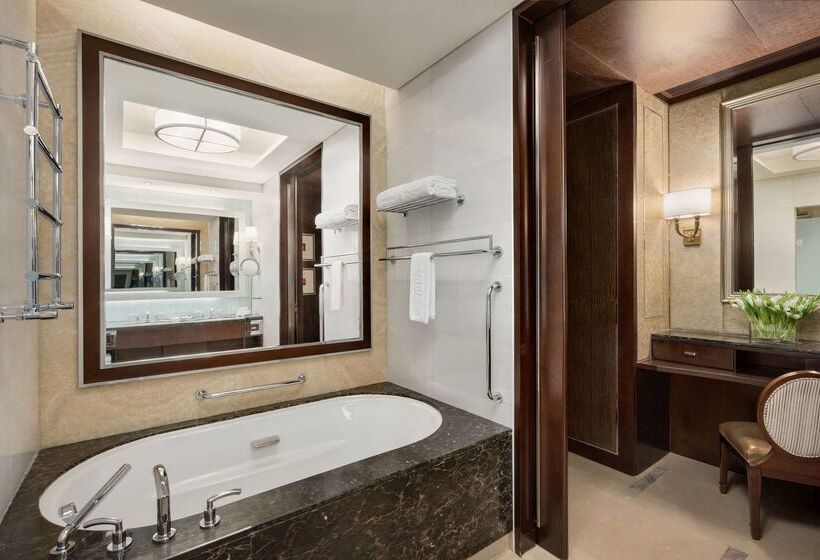 호텔 China World Summit Wing, Beijing