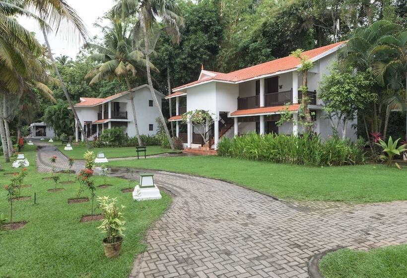 酒店 Club Mahindra Ashtamudi