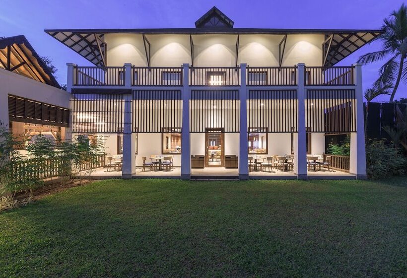 酒店 Club Mahindra Ashtamudi