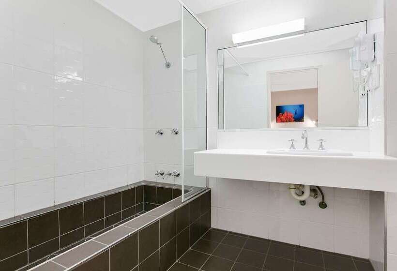 هتل Comfort Inn Cairns City