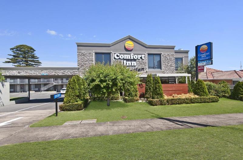 هتل Comfort Inn On Raglan