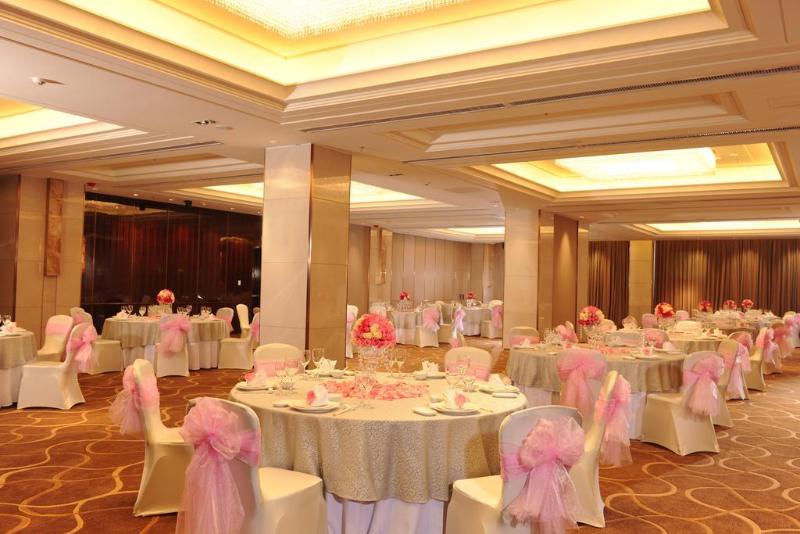 هتل Courtyard By Marriott Shanghai Jiading