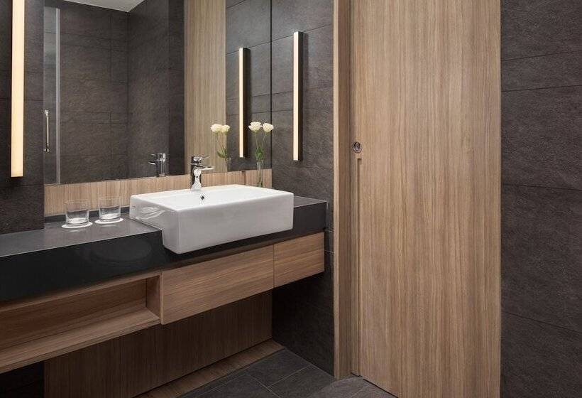 فندق Courtyard By Marriott Phnom Penh