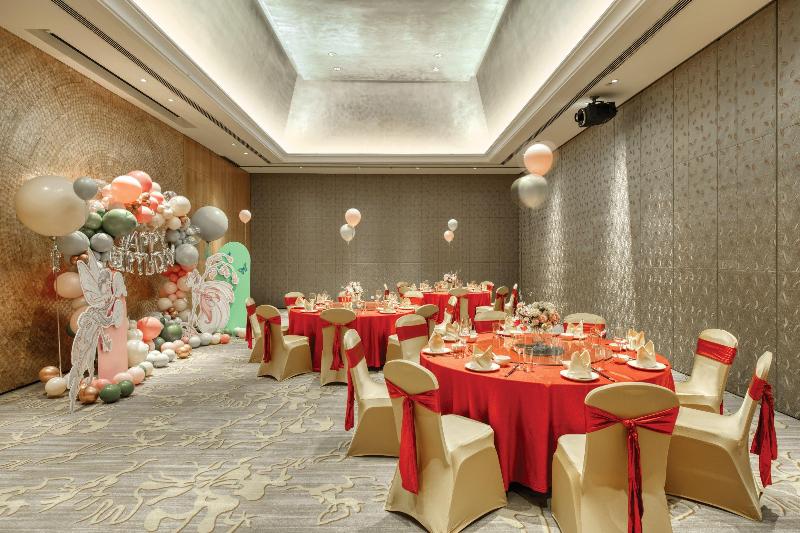 Crowne Plaza Beijing Chaoyang U Town, An Ihg Hotel   Within 30 Minutes To Forbidden City By Metro