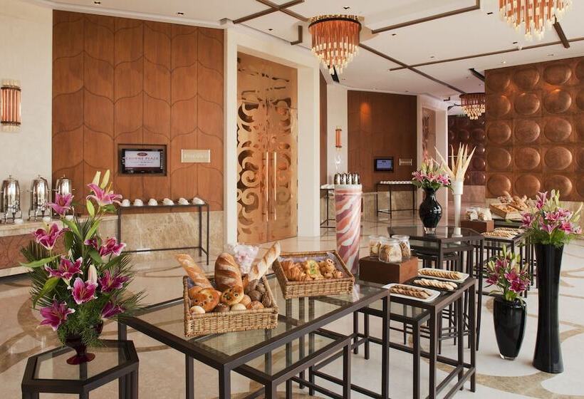 בית מלון כפרי Crowne Plaza New Delhi Okhla, An Ihg