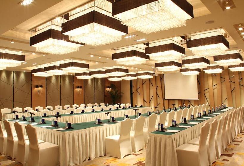 酒店 Crowne Plaza Shenzhen Longgang City Centre, An Ihg