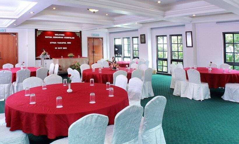 فندق De  La Ferns, Cameron Highlands