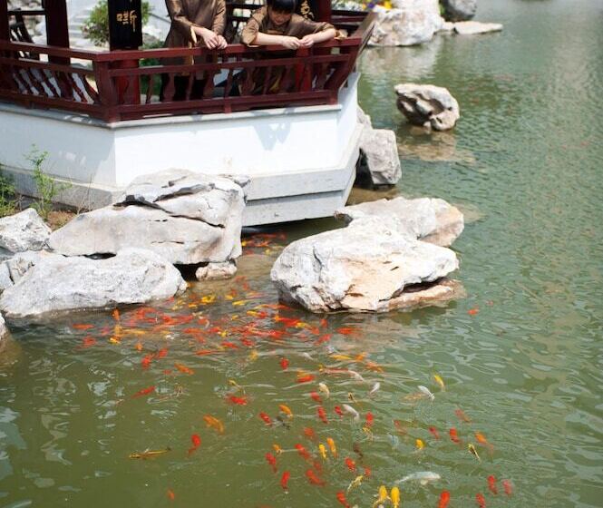 فندق Doubletree By Hilton Wuxi