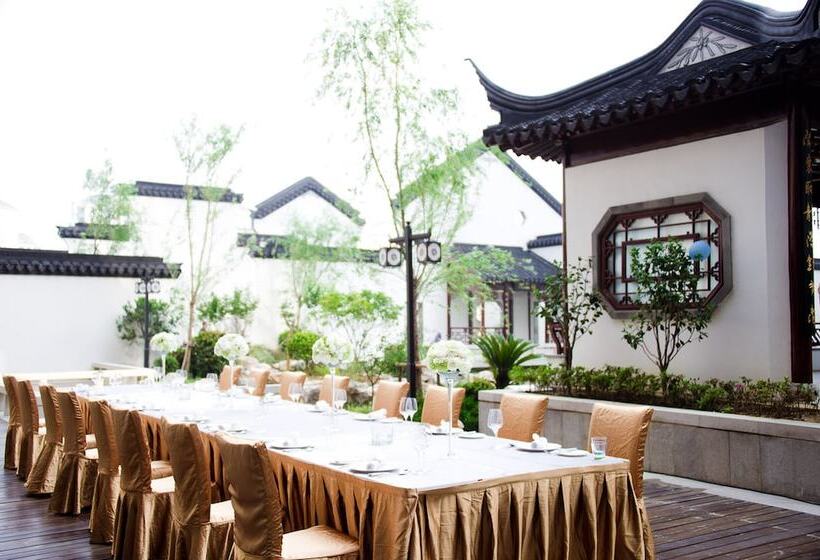 فندق Doubletree By Hilton Wuxi