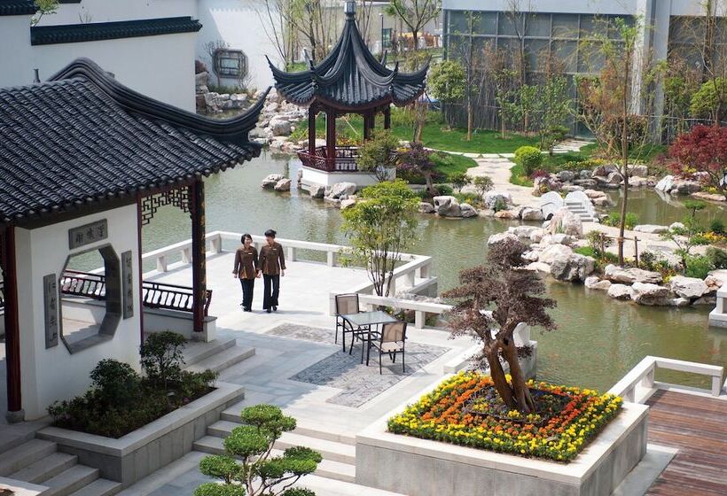 فندق Doubletree By Hilton Wuxi