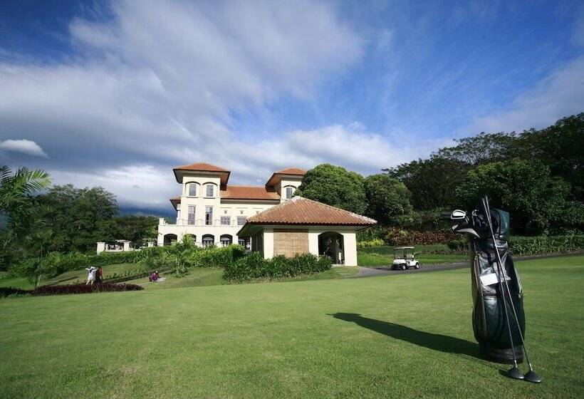 فندق Finna Golf & Country Club