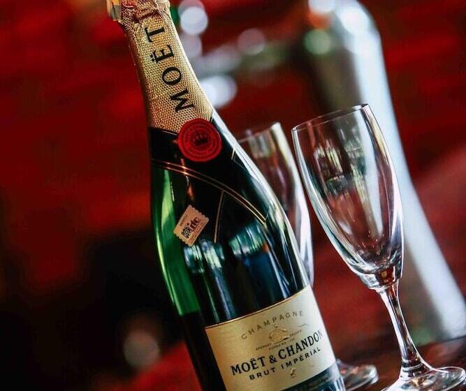 فندق Finna Golf & Country Club