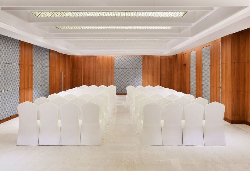 Hotel Four Points By Sheraton Jaipur, City Square