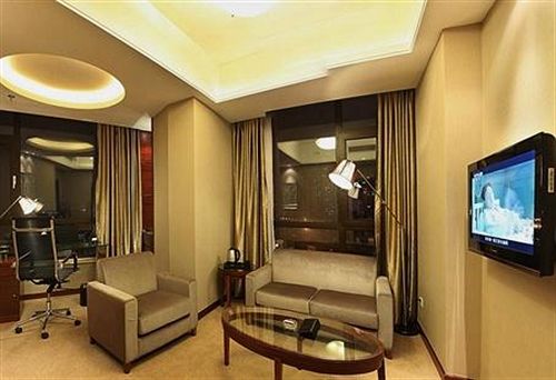 Hotel Dalian Furong International
