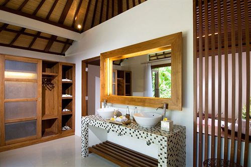 Grand Akhyati Villas