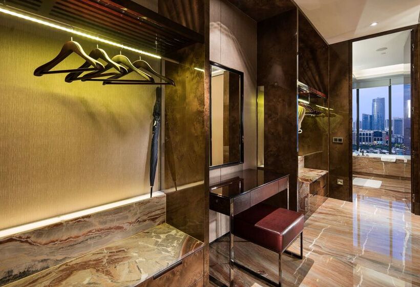 هتل Hilton Guangzhou Tianhe