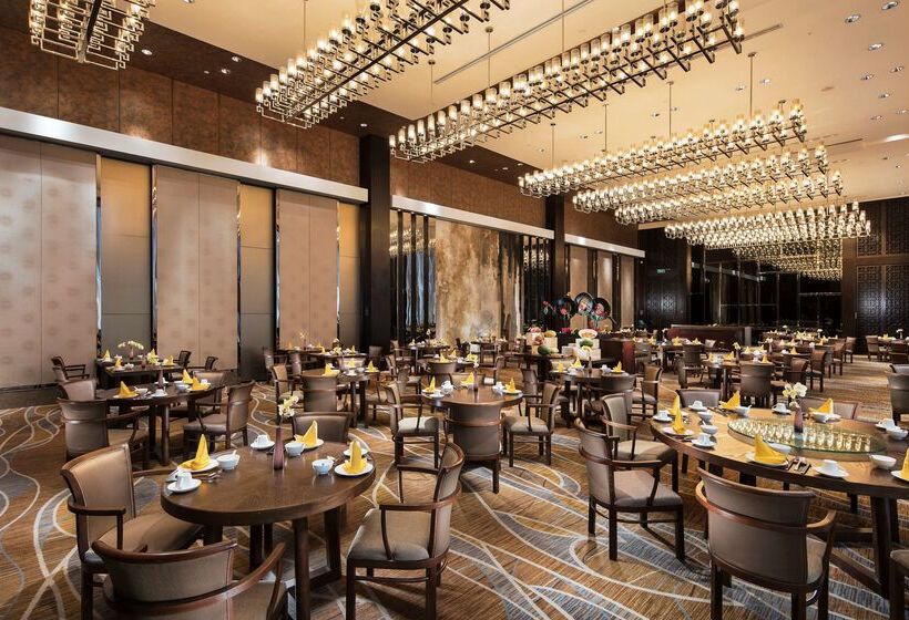 هتل Hilton Guangzhou Tianhe