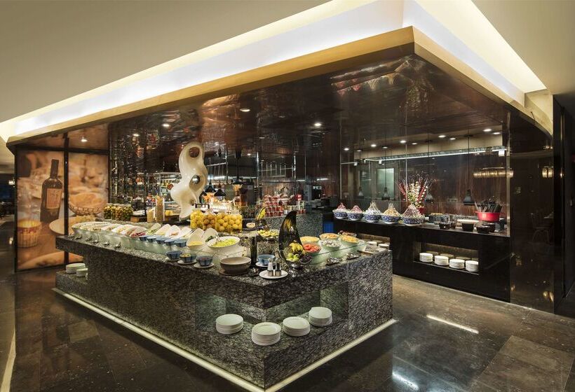 هتل Hilton Guangzhou Tianhe