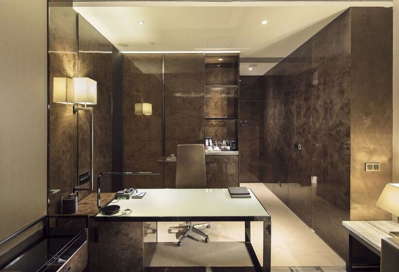 هتل Hilton Guangzhou Tianhe