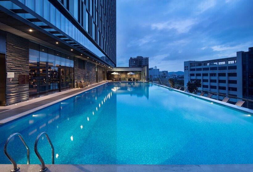 هتل Hilton Guangzhou Tianhe