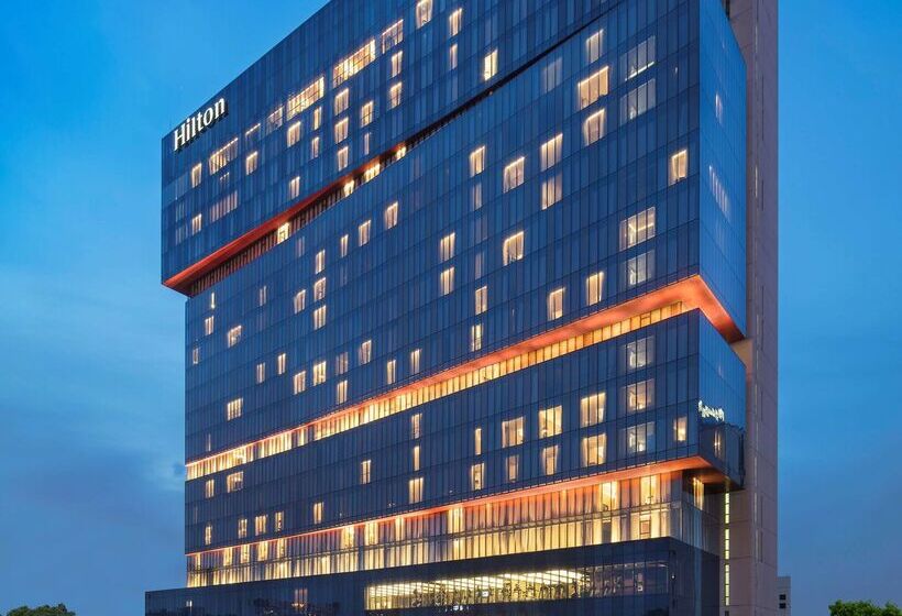هتل Hilton Guangzhou Tianhe