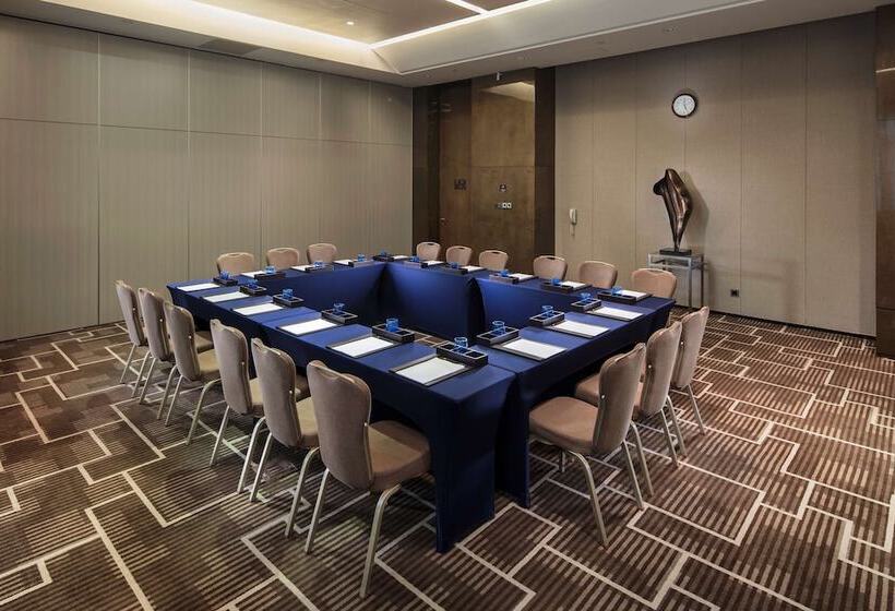 هتل Hilton Guangzhou Tianhe