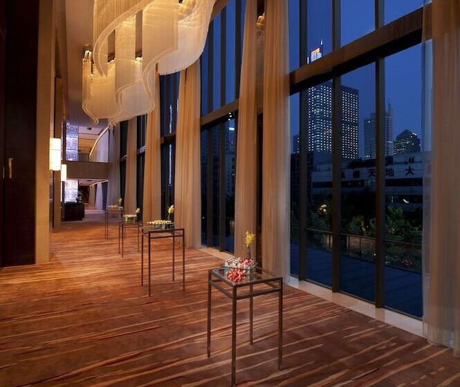 هتل Hilton Guangzhou Tianhe