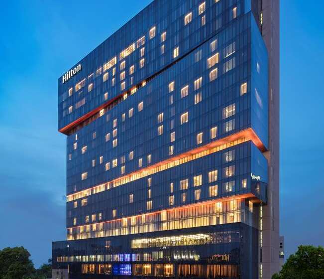 هتل Hilton Guangzhou Tianhe