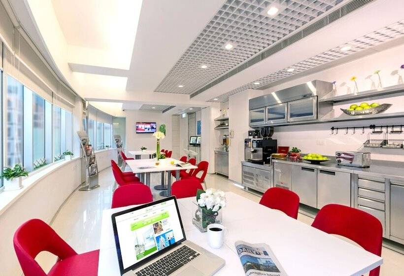 هتل Iclub Wan Chai