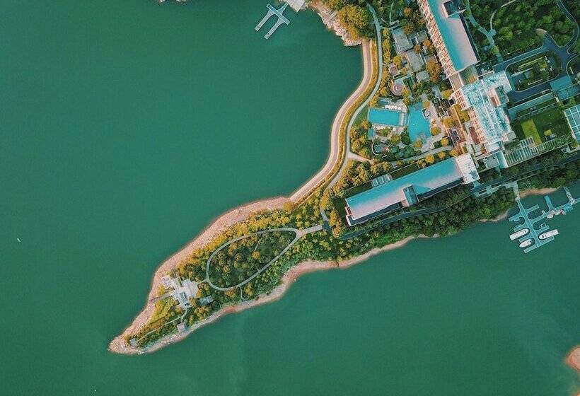 בית מלון כפרי Intercontinental One Thousand Island Lake Resort, An Ihg