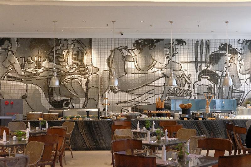 Java Paragon Hotel & Residences