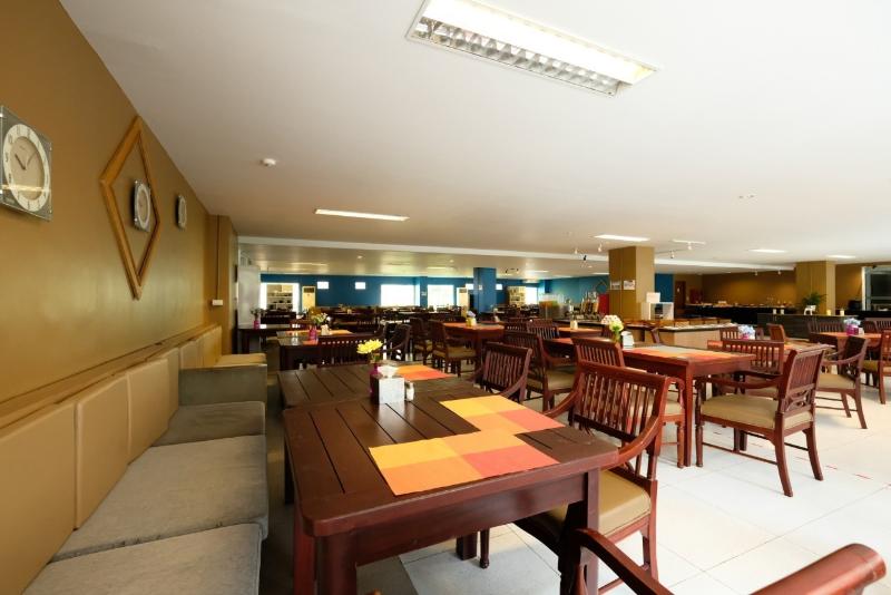 בית מלון כפרי Jomtien Plaza Residence