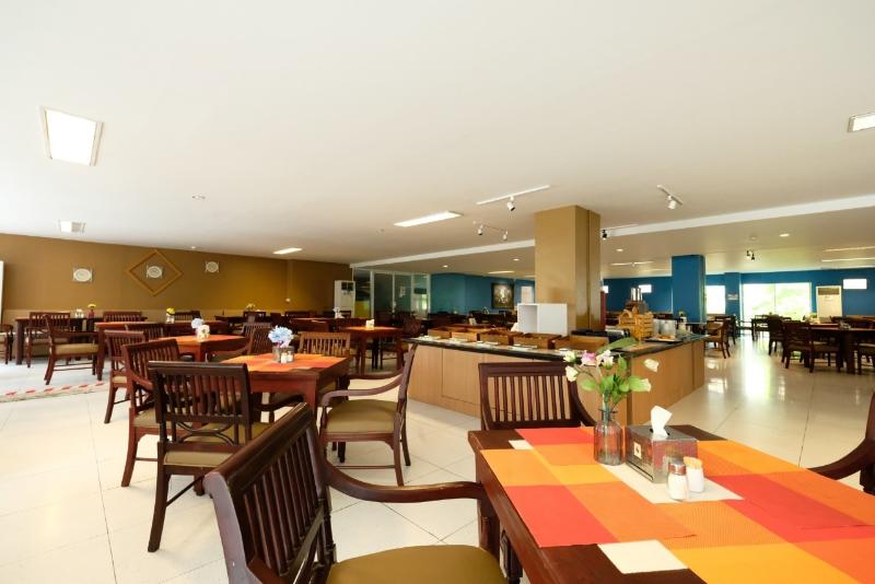 בית מלון כפרי Jomtien Plaza Residence