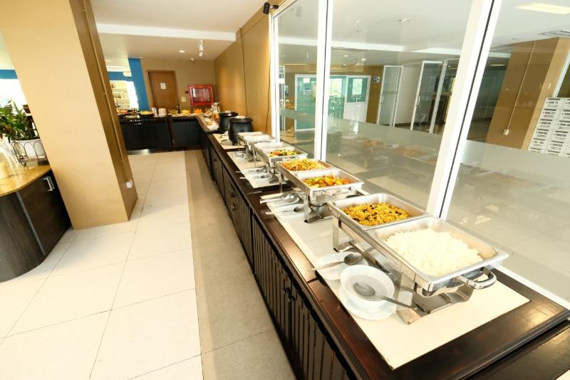 בית מלון כפרי Jomtien Plaza Residence