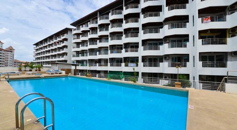 בית מלון כפרי Jomtien Plaza Residence