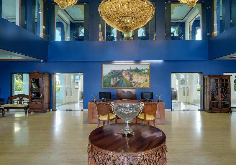 فندق Jüsta Lake Nahargarh Palace, Chittorgarh