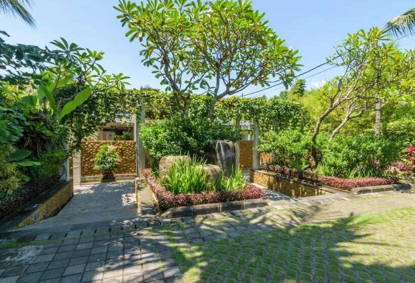 Отель Kokonut Suites