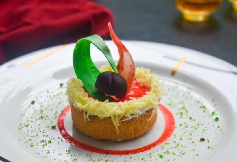 Lumire Hotel & Convention Centre