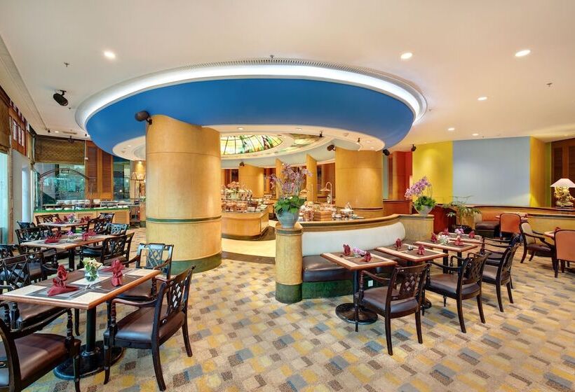 Lumire Hotel & Convention Centre