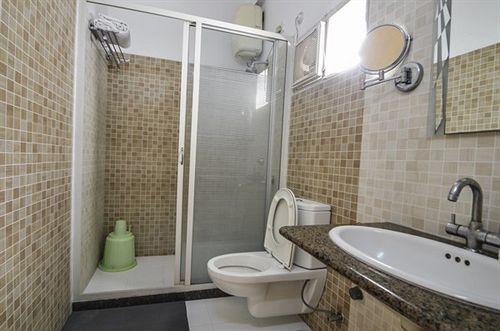 Отель Mandava Suites