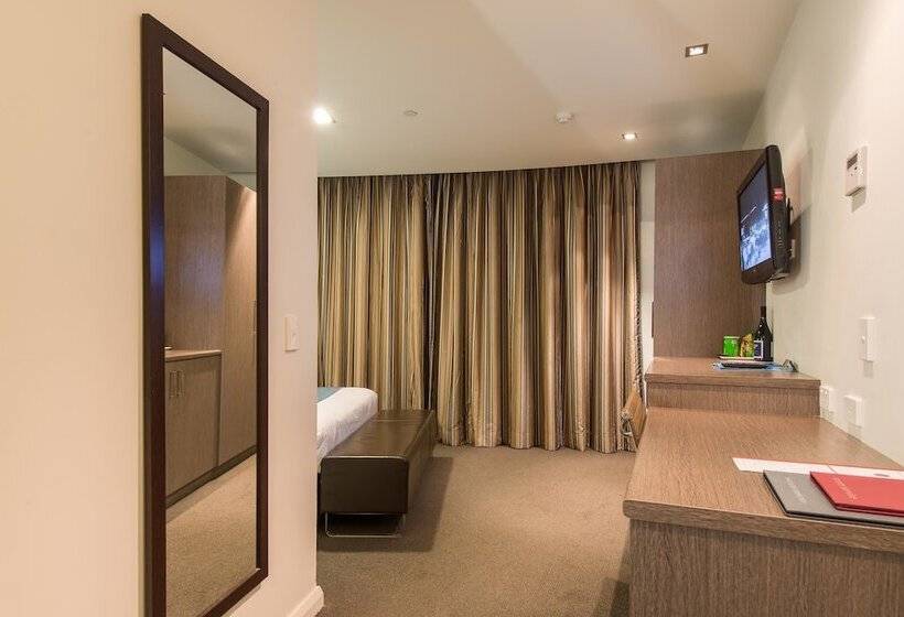 ホテル Mantra Collins